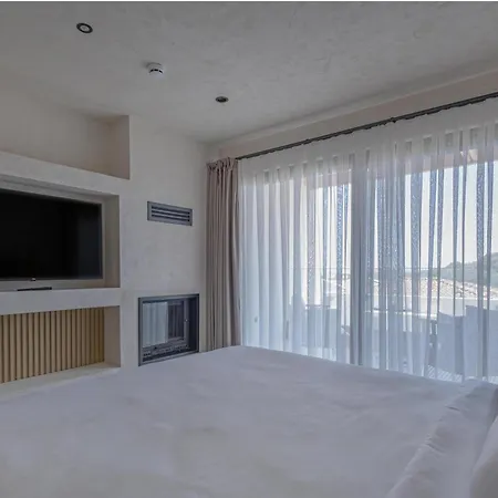 Radisson Blu Hotel, Отель Каш