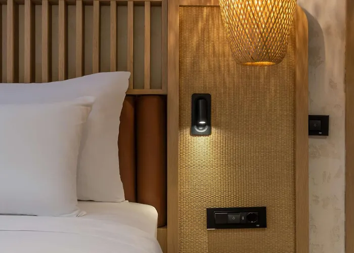 Radisson Blu Hotel, * Каш