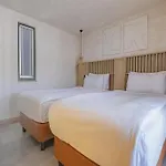 Radisson Blu Hotel, Hotell