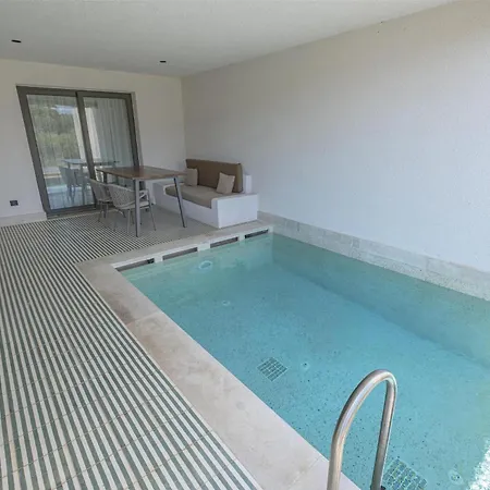Radisson Blu Hotel, Hotel Kas