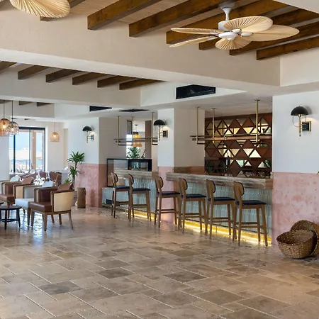 Radisson Blu Hotel, Hotel Kas
