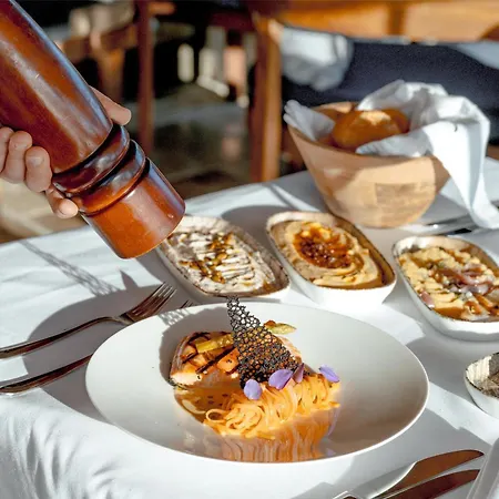 Radisson Blu Hotel, 4*