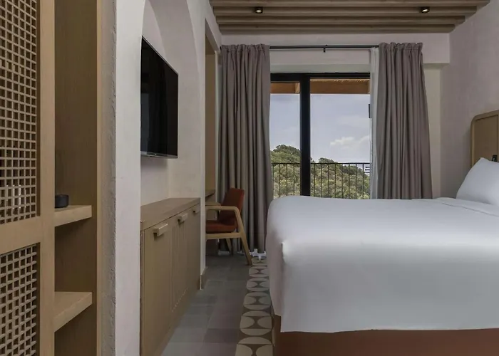 Radisson Blu Hotel, Hotel