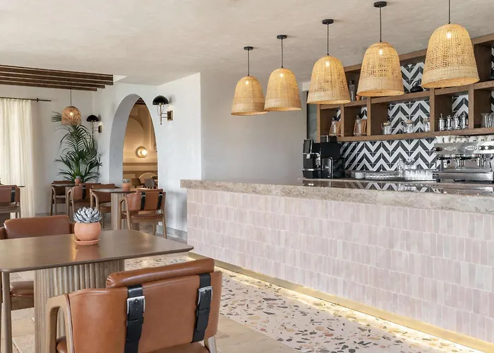 Hotel Radisson Blu Hotel, *