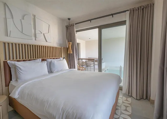 Hotel Radisson Blu Hotel, *